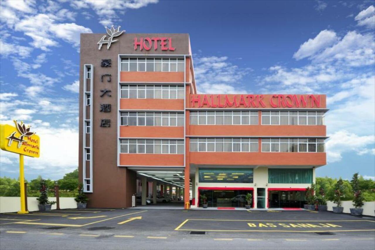Hallmark Crown Hotel Malacca Exterior photo