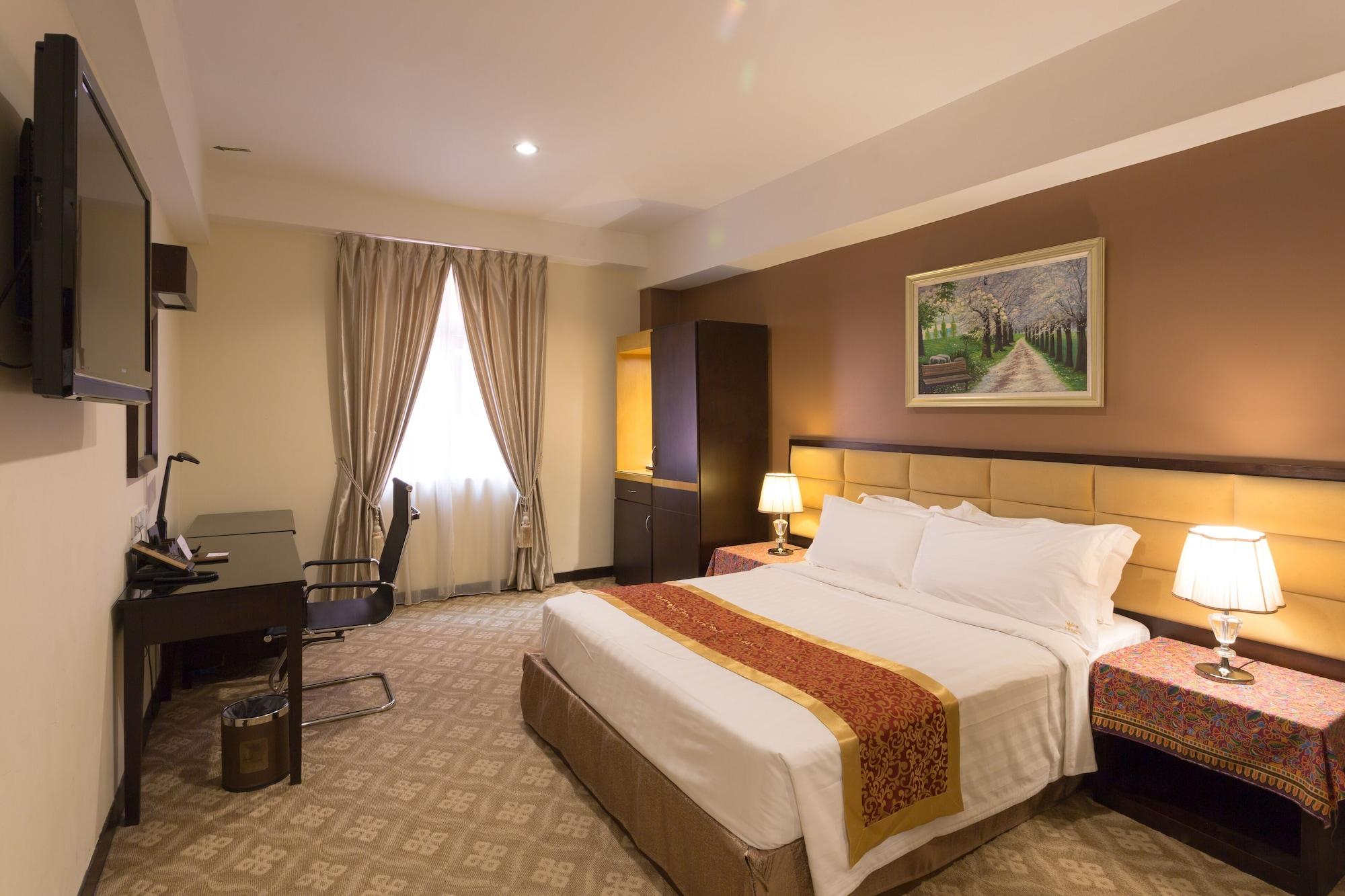 Hallmark Crown Hotel Malacca Exterior photo